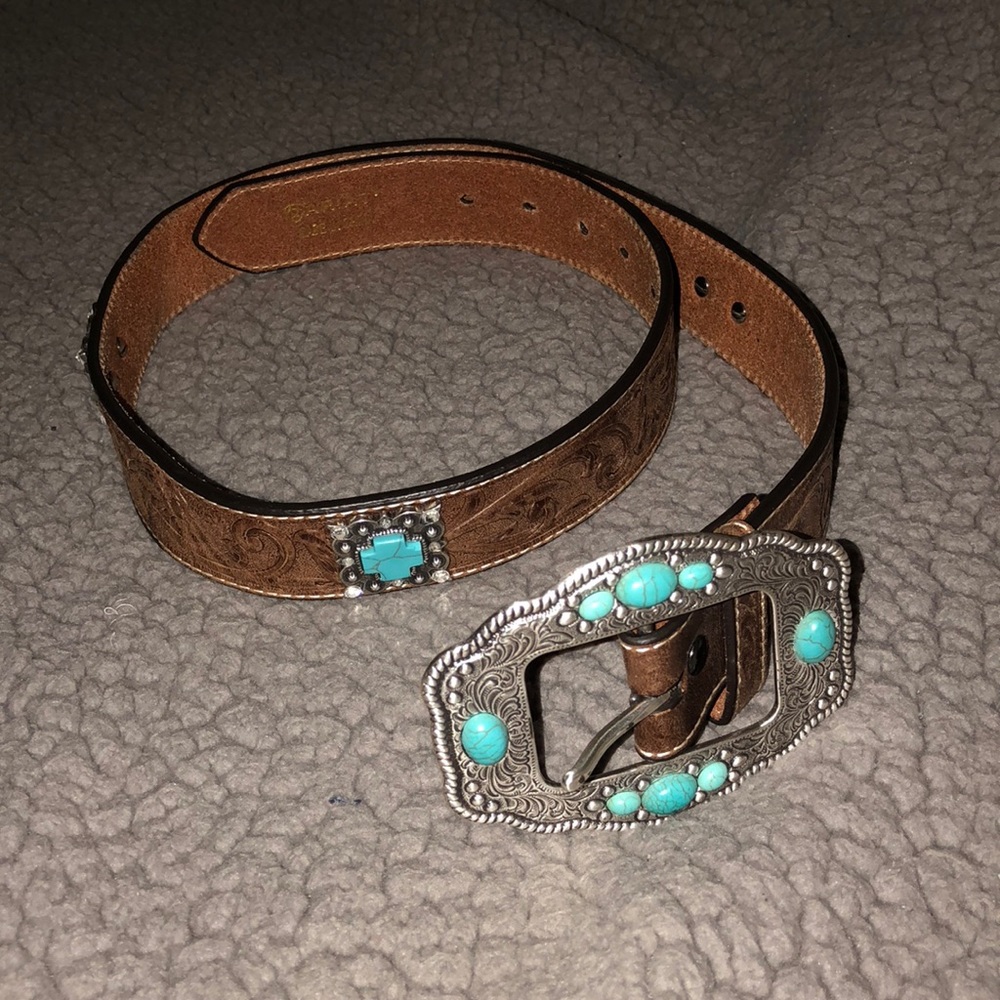 Ariat belt